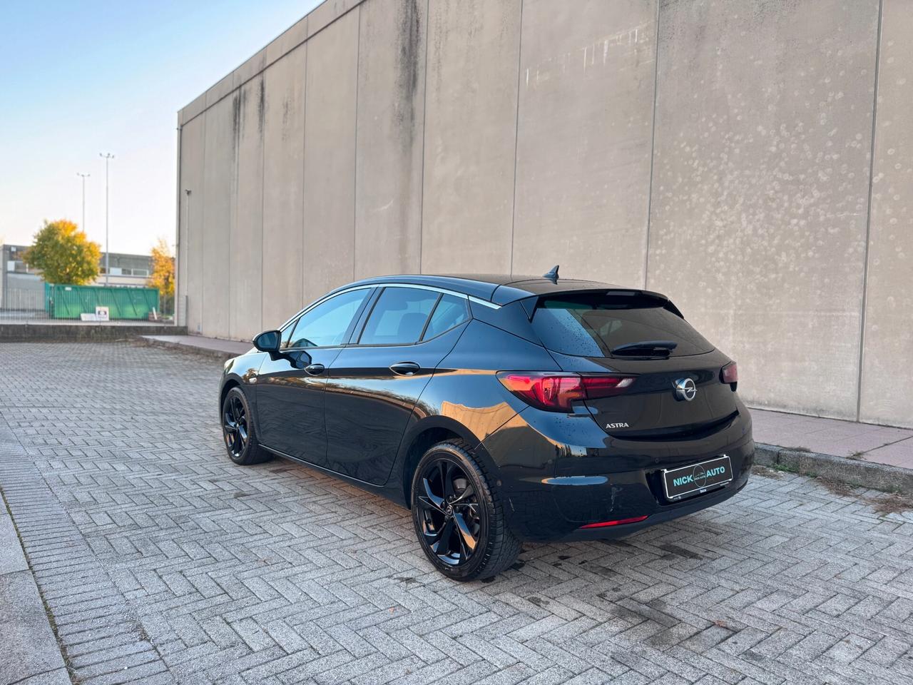 Opel Astra 1.5 CDTI 105 CV S&S 5 porte Business Elegance