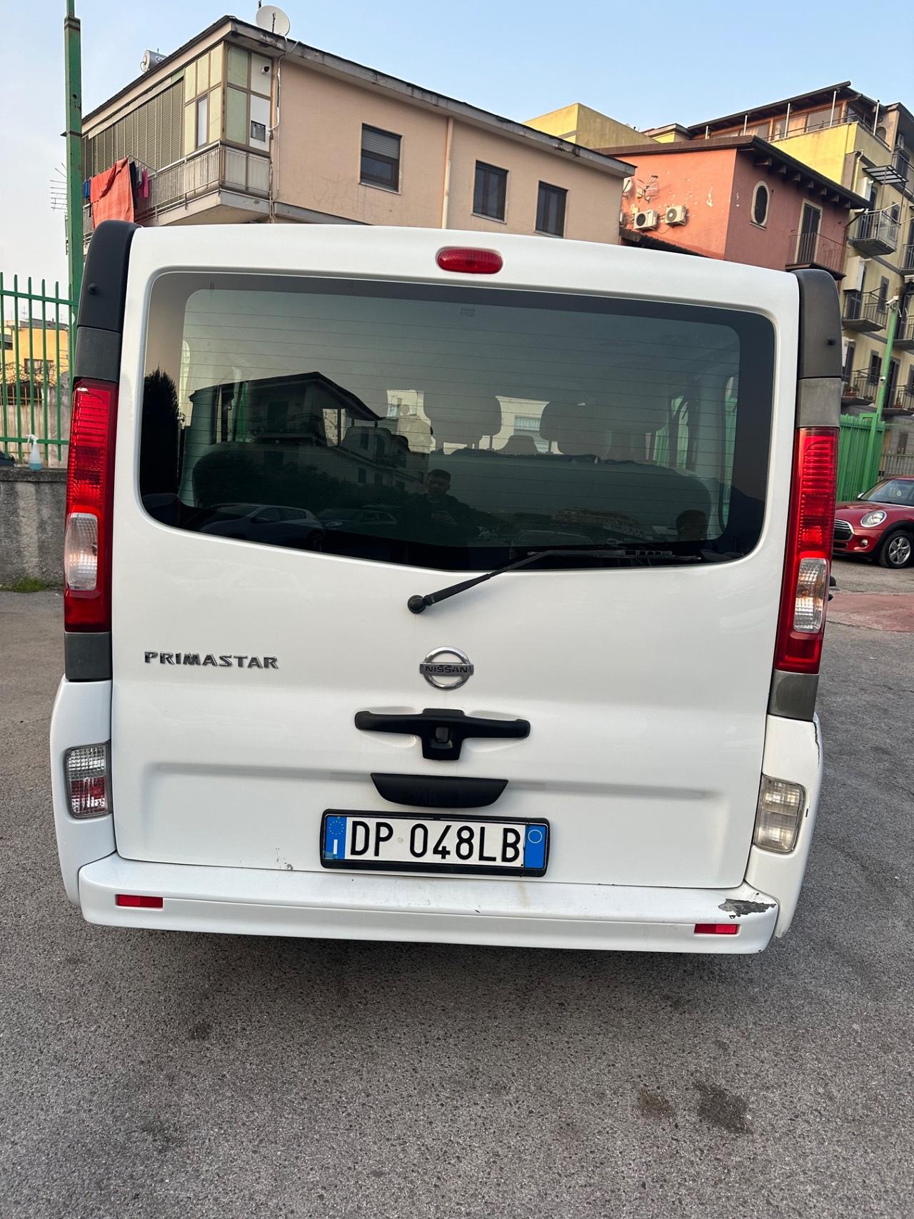 Nissan Primastar C29 2.5 dCi 150CV PC-TN Combi Smart