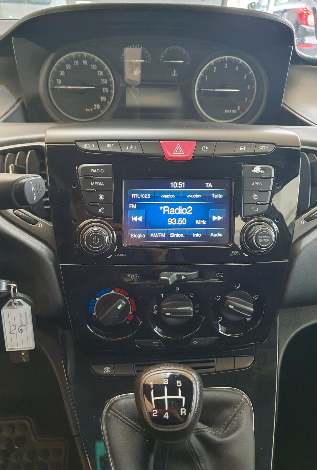 Lancia Ypsilon 1.2 BENZ. - 2017 - KM. 92.000