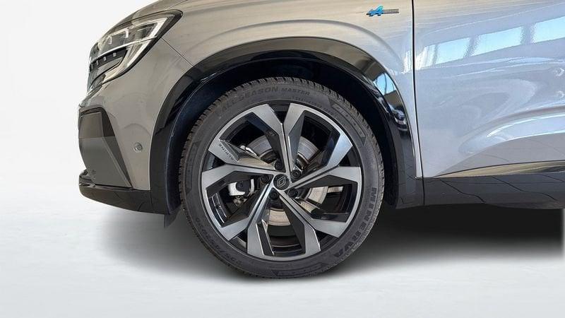 Renault Austral 2023 1.2 E-Tech full hybrid 200cv Iconic Esprit