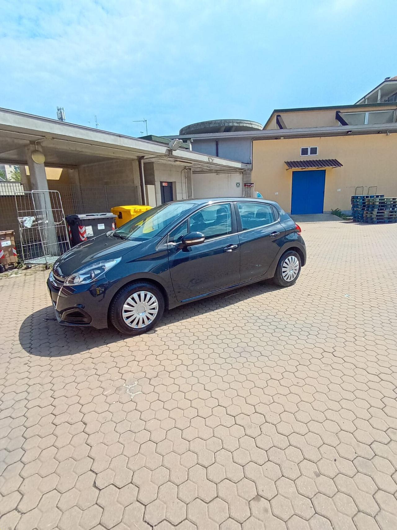 Peugeot 208 5 porte Active
