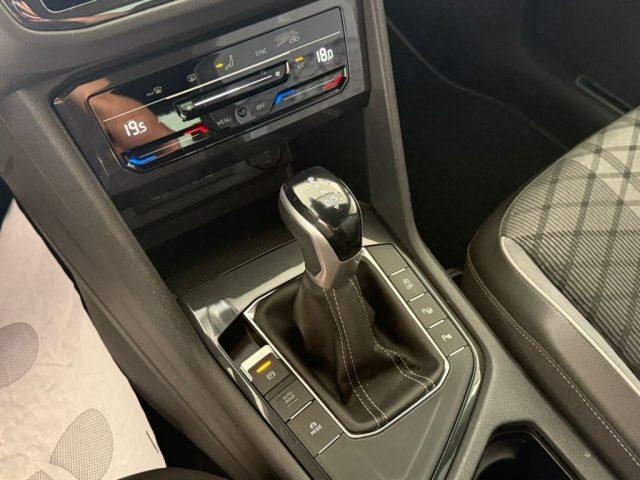 VOLKSWAGEN Tiguan 2.0 TDI 150 CV SCR DSG R-Line