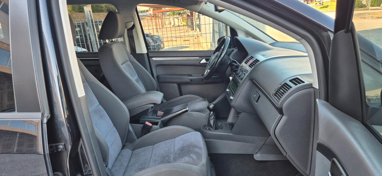 Volkswagen Touran 1.4 TSI Highline EcoFuel METANO