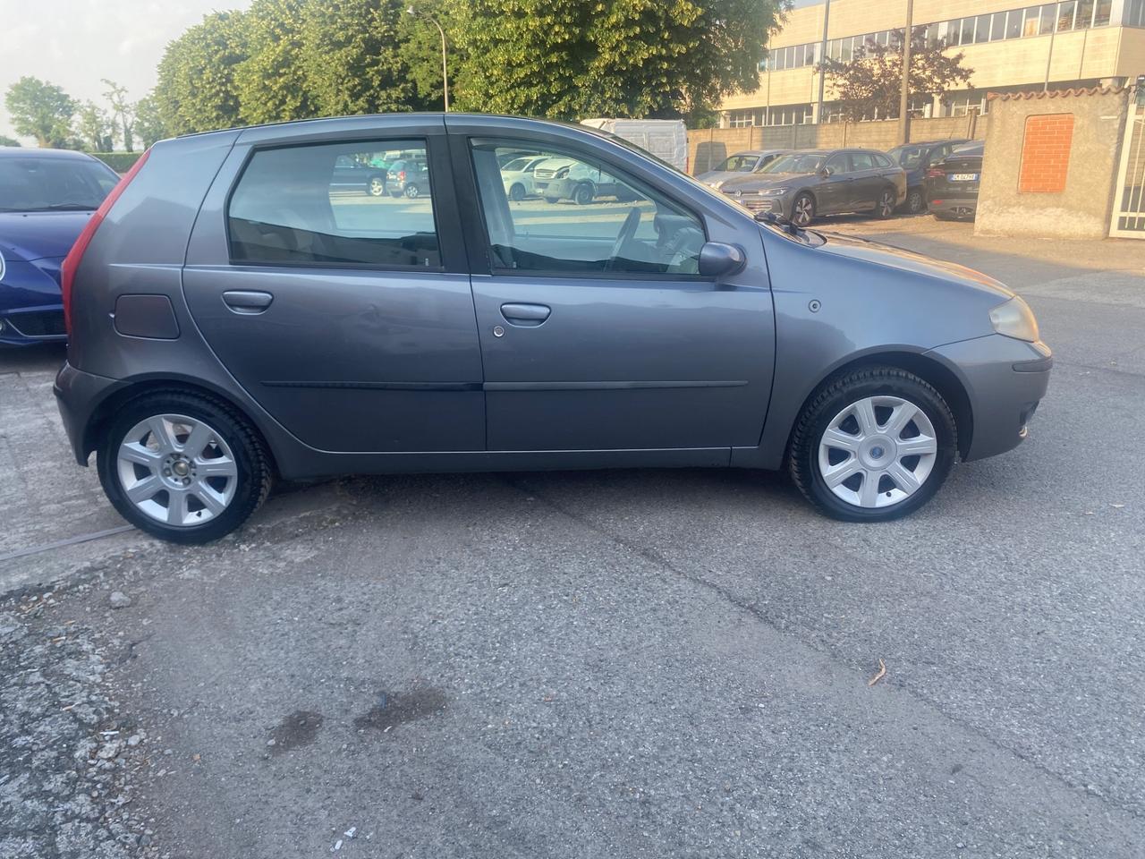Fiat Punto 1.2i cat 5 porte ELX