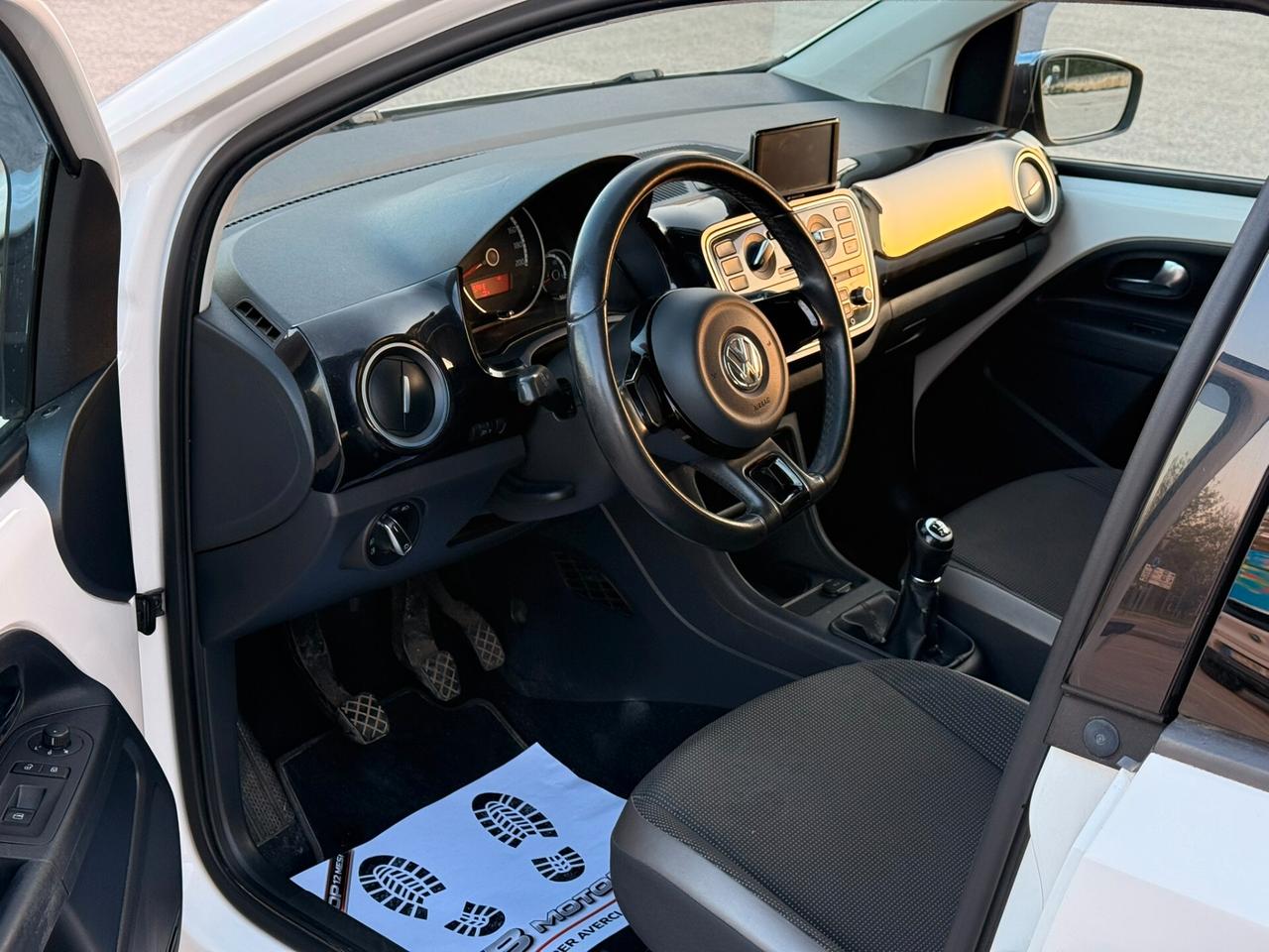 Volkswagen up! 1.0 5p 12 MESI GARANZIA