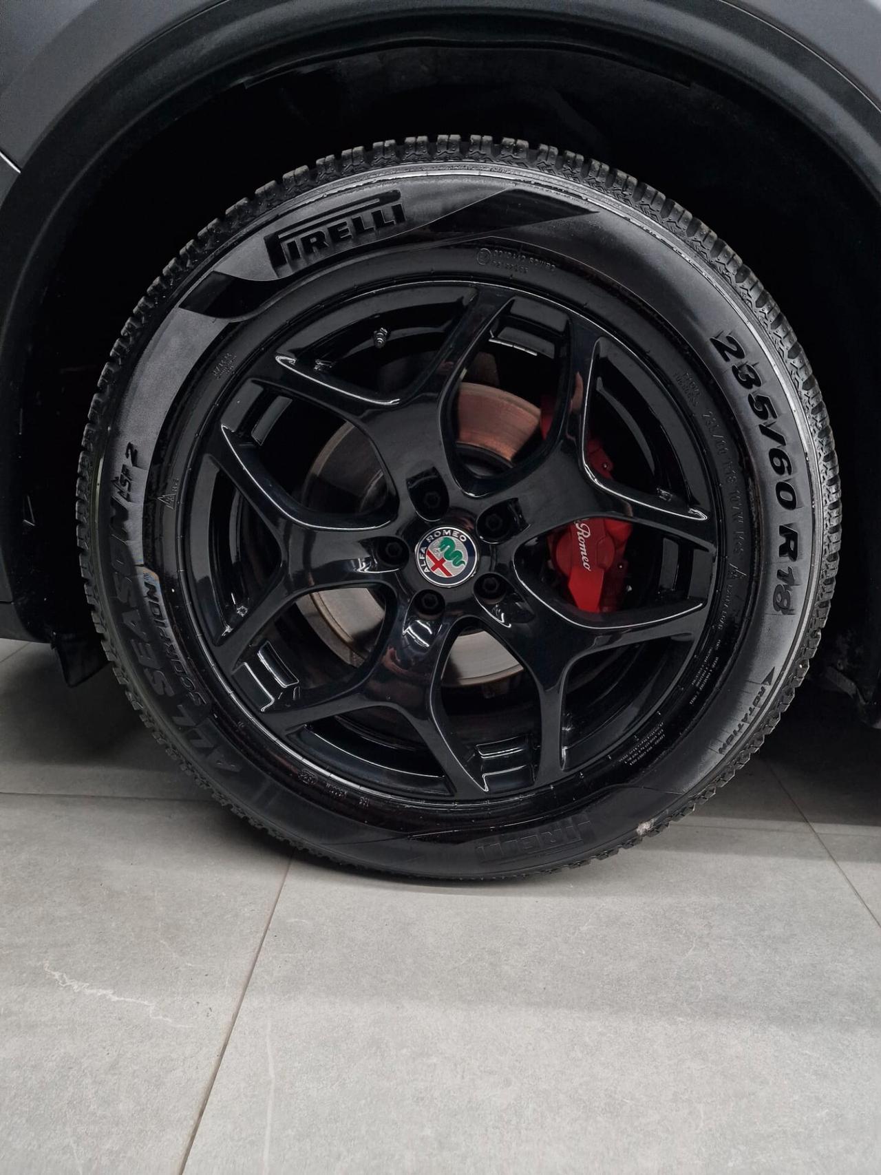 Alfa Romeo Stelvio 2.2 Turbodiesel 190 CV AT8 RWD Executive
