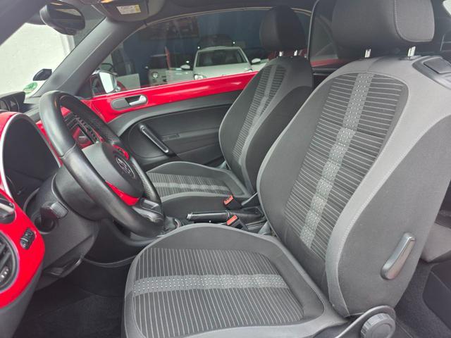 VOLKSWAGEN Maggiolino Cabrio 2.0 TDI Sport 6 marce FARI LED