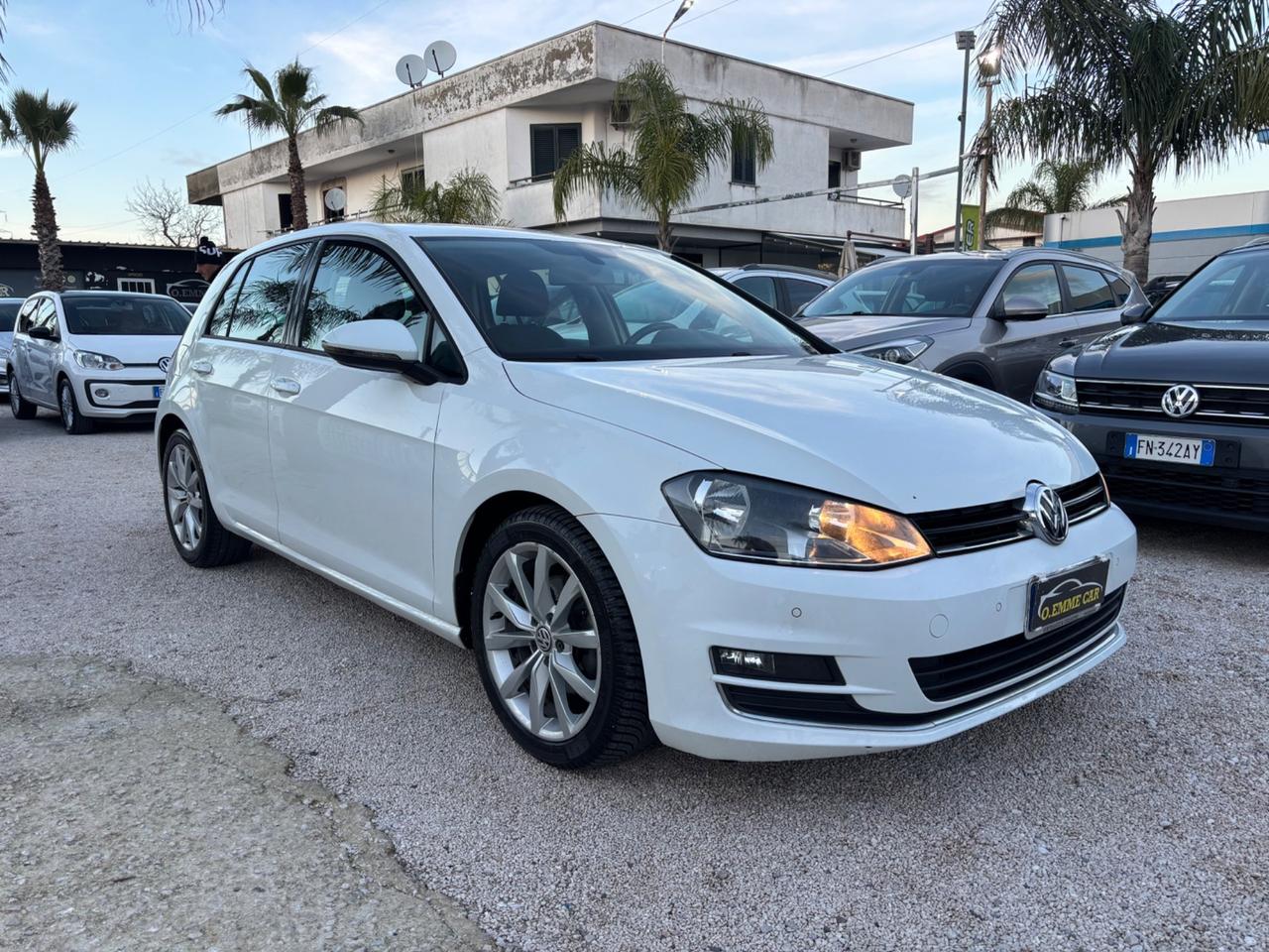 VW GOLF 1.6TDI 110CV DSG HIGHLINE STYPENDA