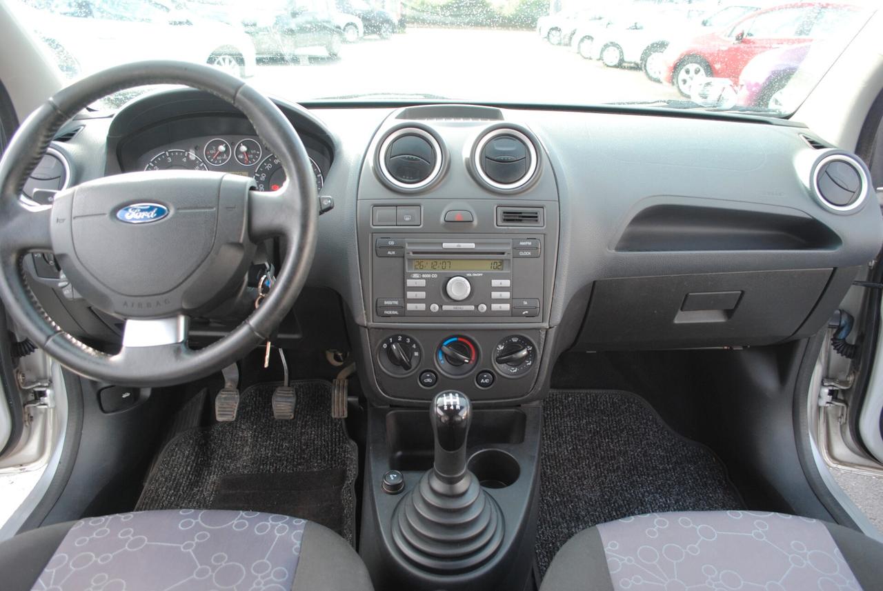 FORD FIESTA 1.2 75 CV OK NEOPATENTATI