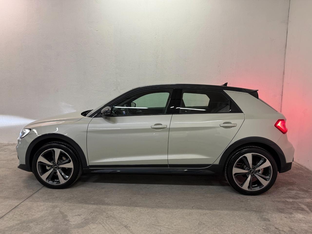 Audi A1 Allstreet 30 Tfsi Identity Contrast 110cv S Tronic