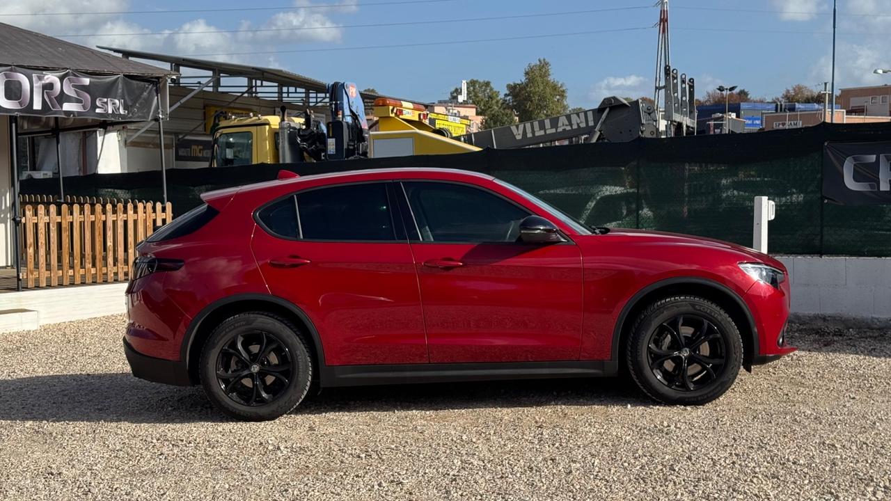 Alfa Romeo Stelvio 2.2 Turbodiesel 210 CV AT8 Q4 Super
