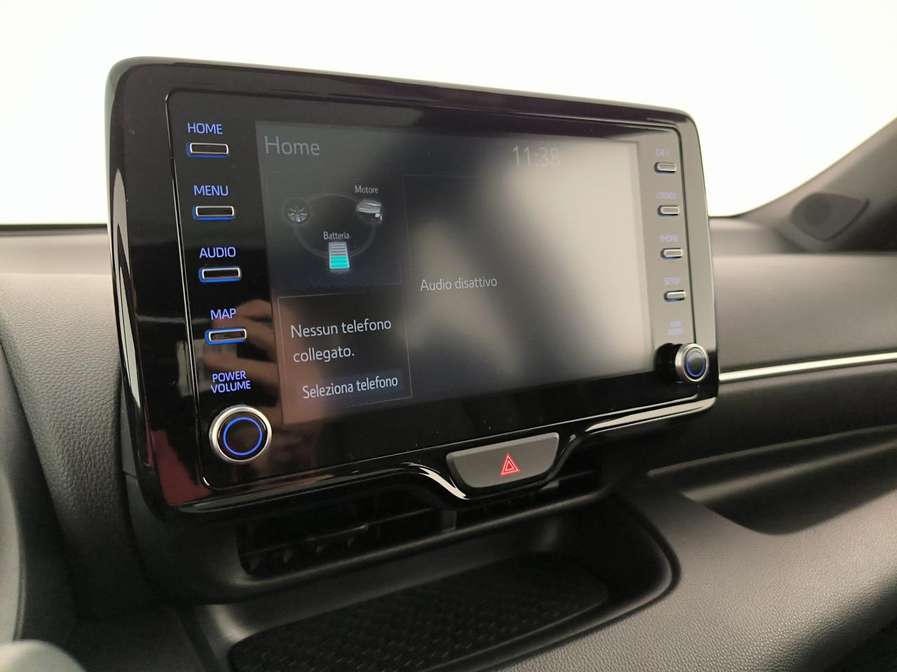 Toyota Yaris 1.5h lounge