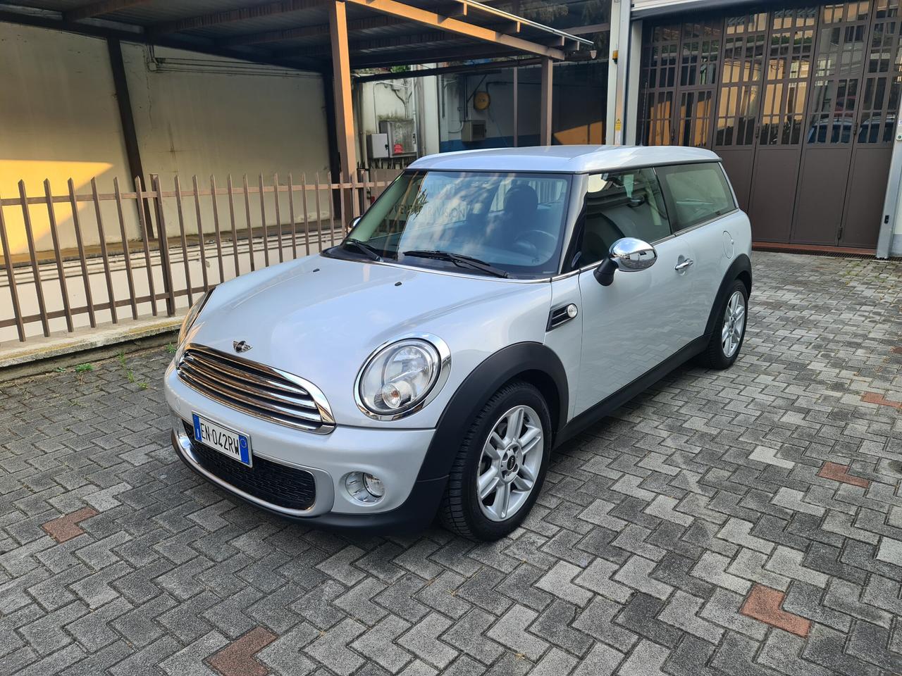 Mini Cooper D Clubman Aut. - km certif.