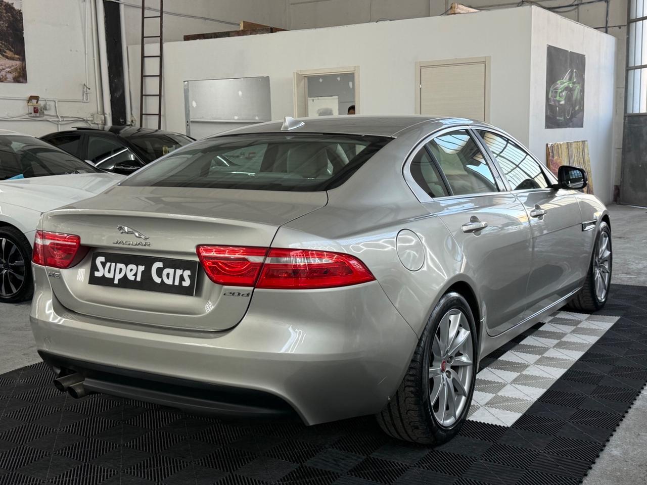 Jaguar XE 2.0 D 180 CV AWD aut. Prestige Business Edition