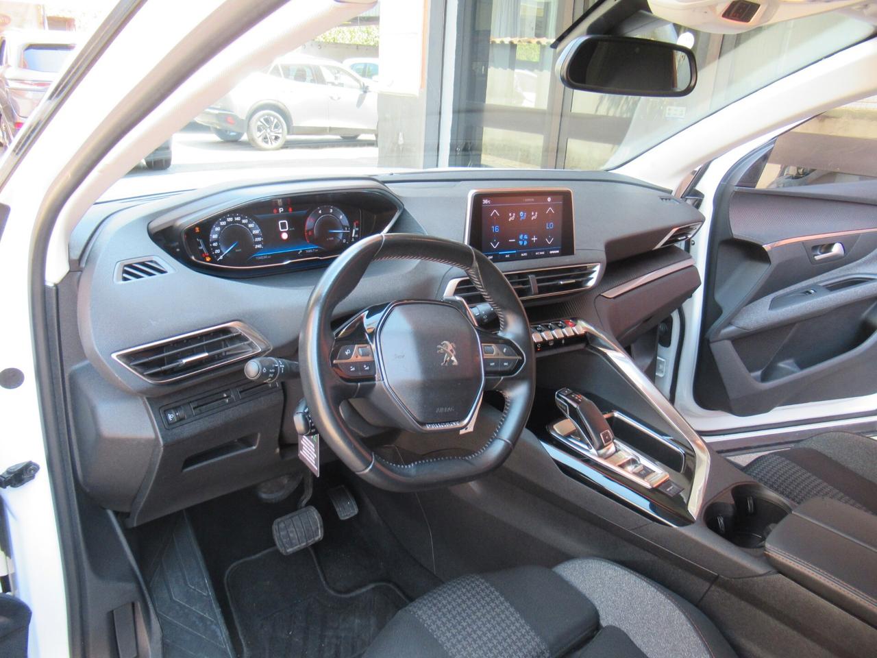Peugeot 3008 BlueHDi 130 S&S EAT8 Business