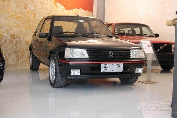 PEUGEOT 205