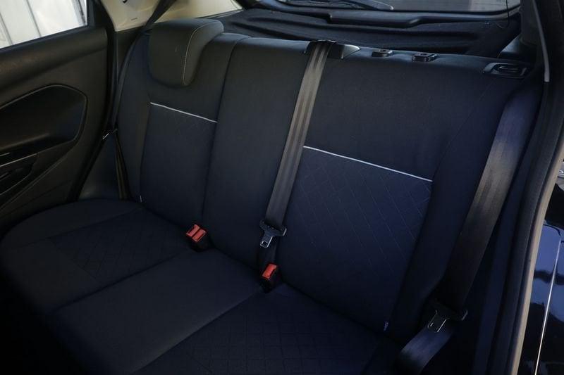 Ford Fiesta Ford Fiesta 1.4 TDCi 70CV 5 porte Titanium 51KW ANNO 2012