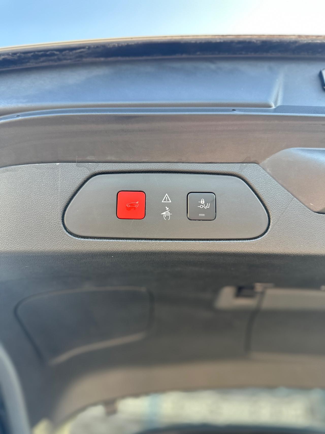 OPEL GRANDLAND X (anno 2019)CAMBIO AUTOMATICO