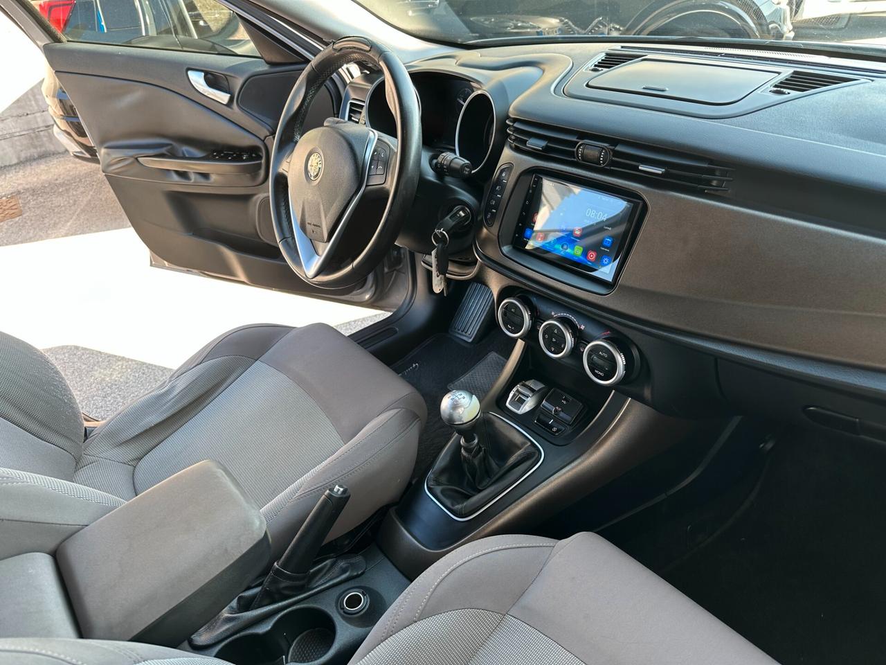 Alfa Romeo Giulietta 1.6 JTDm-2 105 CV Distinctive