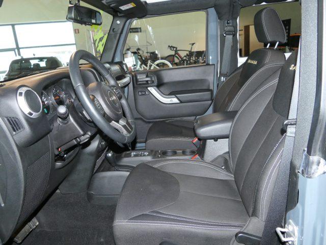 JEEP Wrangler 2.8 CRD DPF Sahara Auto