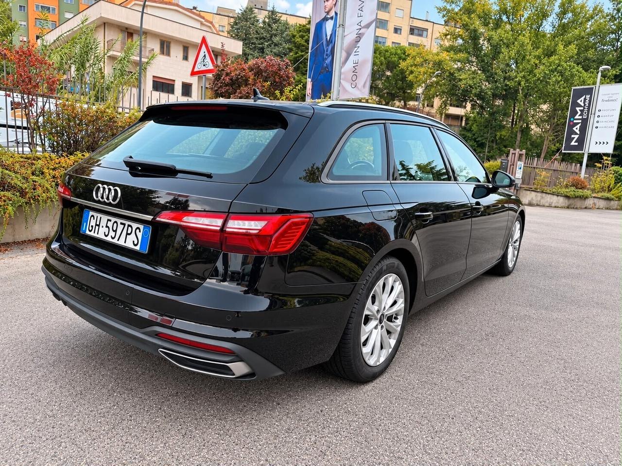 Audi A4 Avant 35 TDI/163 CV S tronic Business TETTO APRIBILE