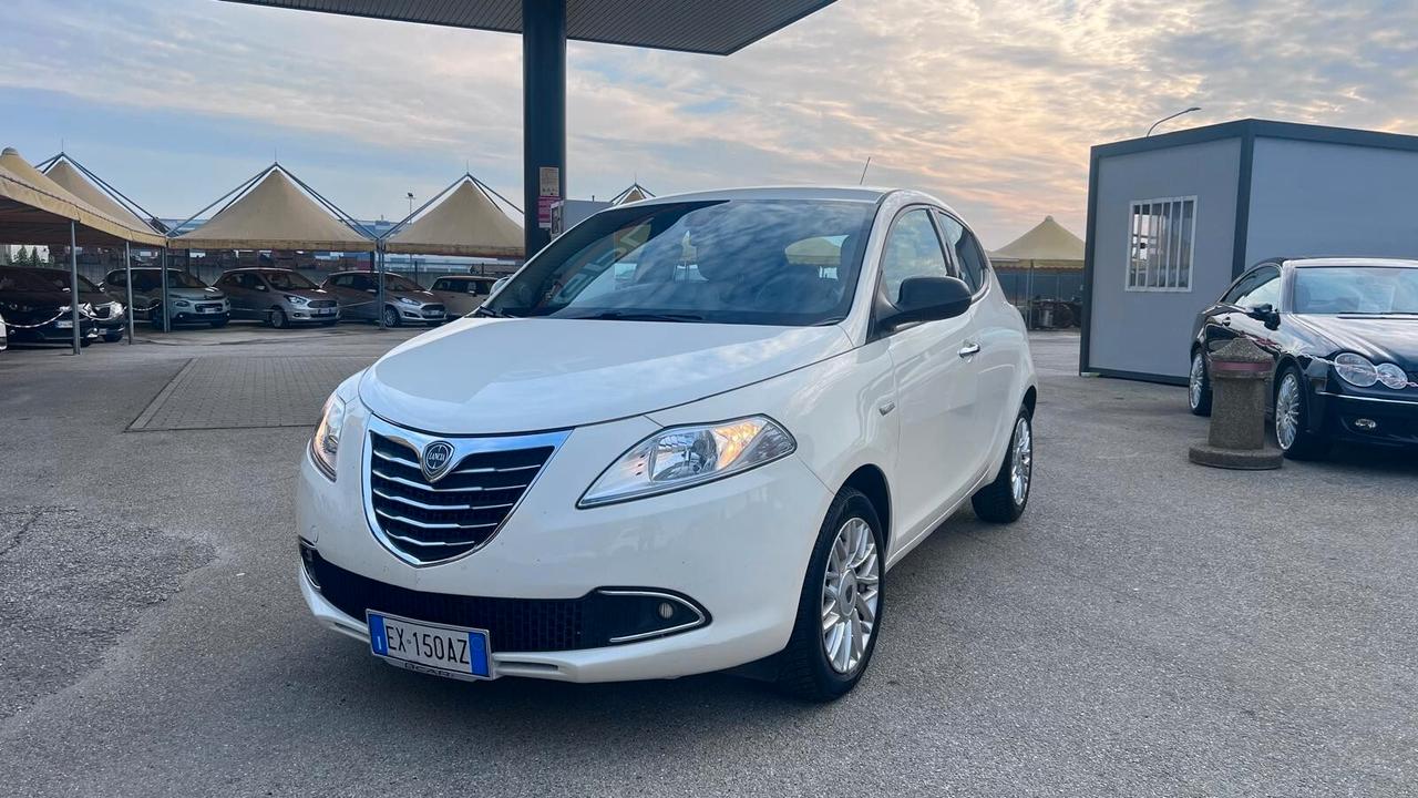 Lancia Ypsilon 1.2 69 CV 5 porte S&S Elefantino