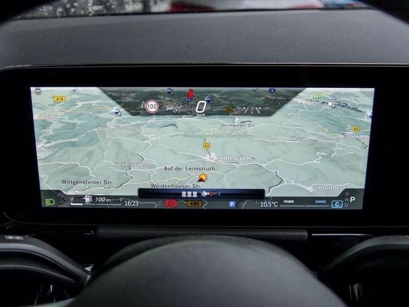 Mercedes-Benz GLA GLA 180 Auto AMG Line Premium Plus TETTO CAMERA 360 MULTIBEAM LED NAVI