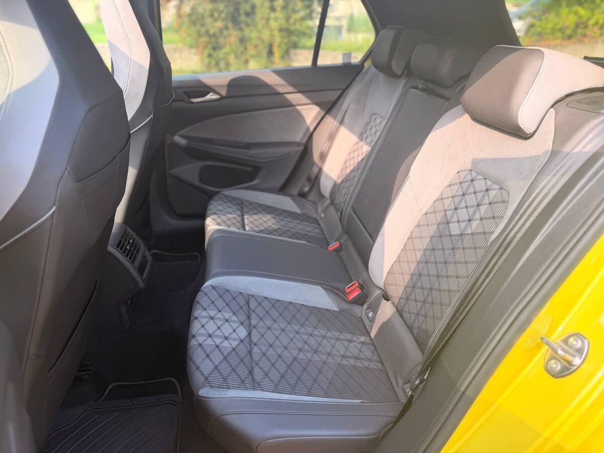 Volkswagen Golf 1.5 etsi evo R-Line 150cv dsg