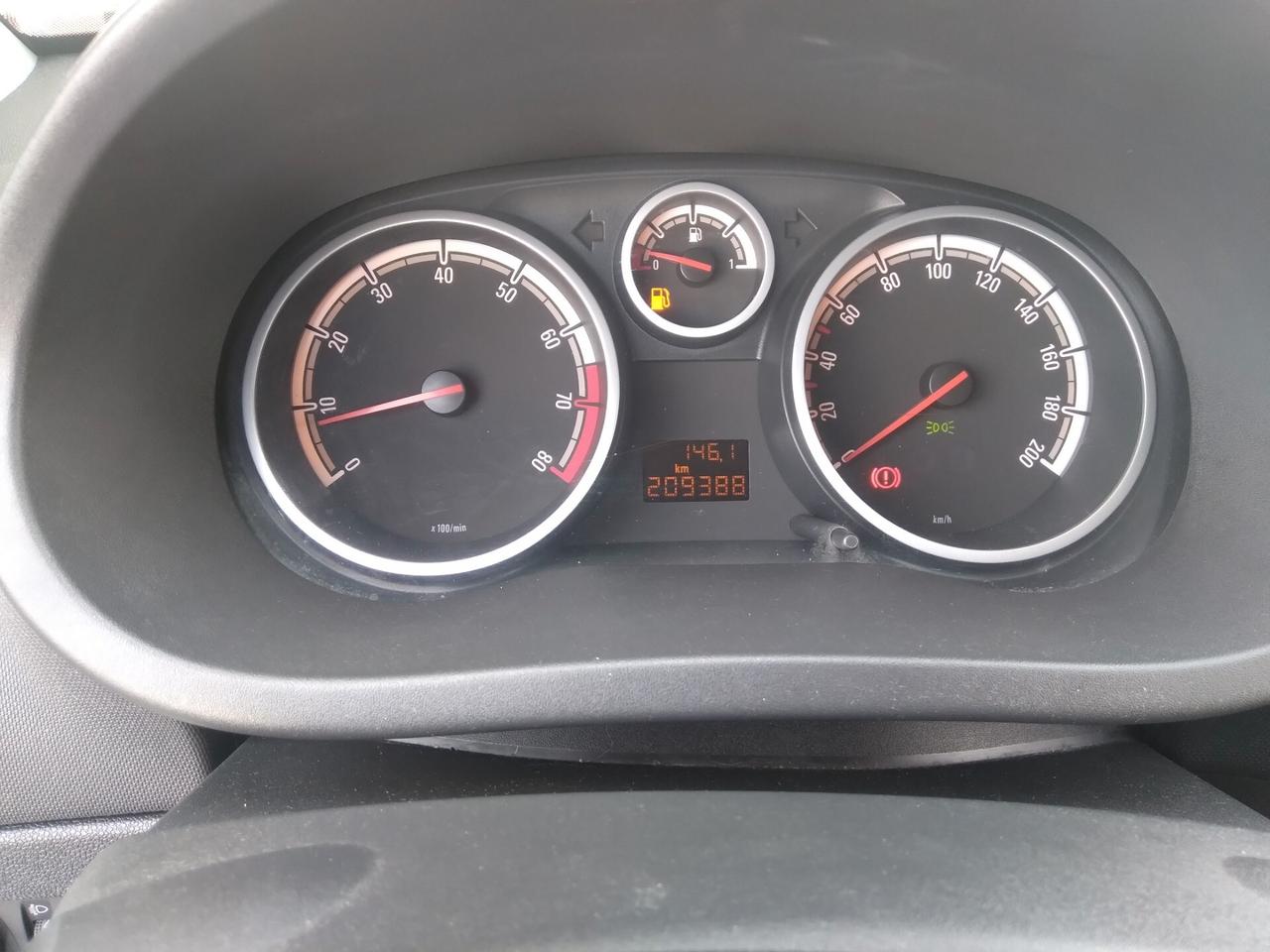 Opel Corsa 1.2 80CV 3 porte GPL-TECH Club x neopatentati