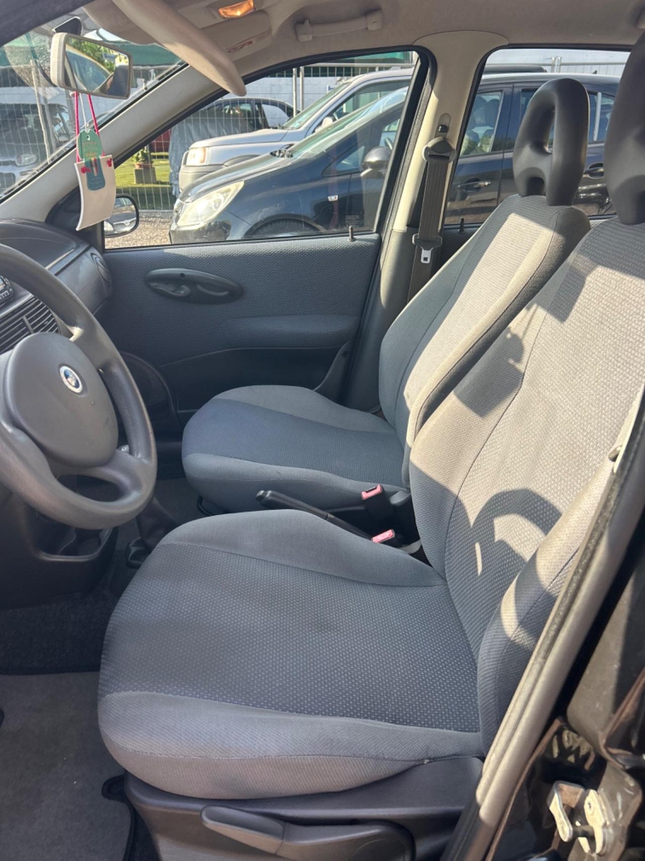 Fiat Punto 1.2 5 porte Active Natural Power