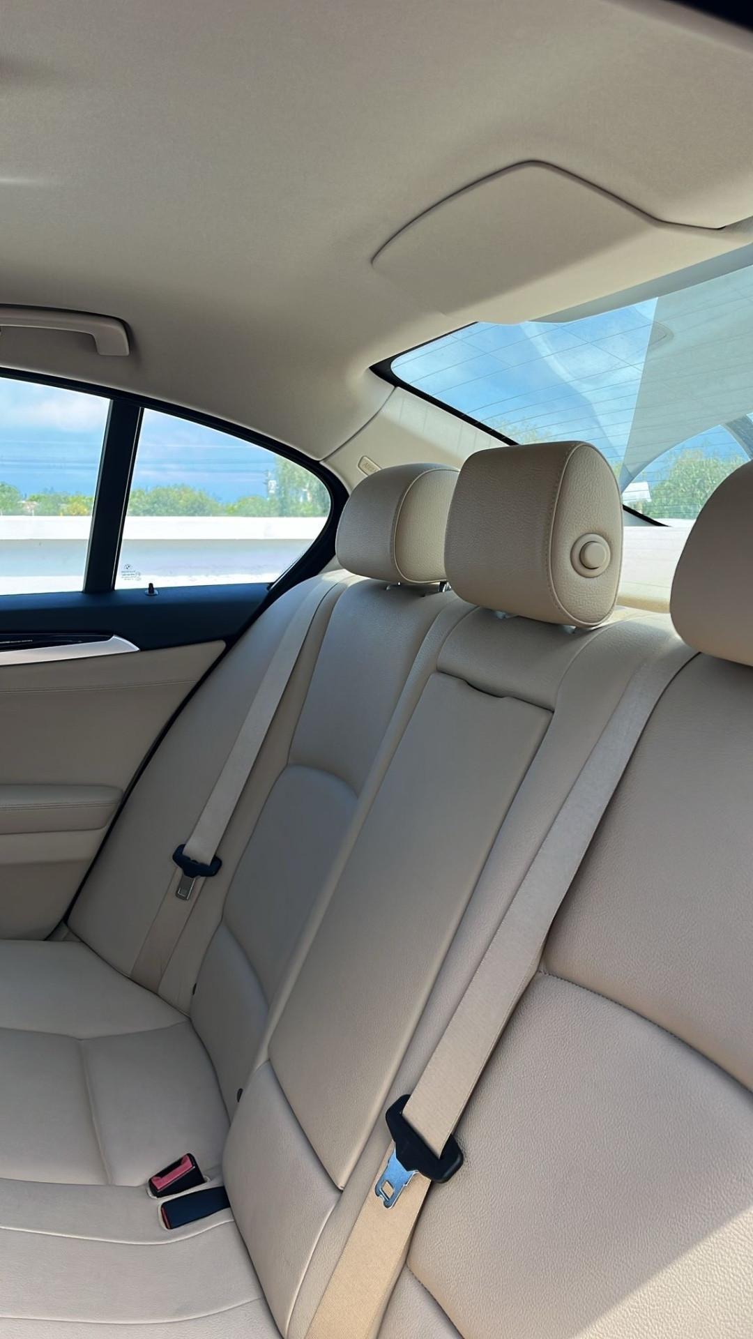 Bmw 520 520d xDrive LEGGI ANNUNCIO