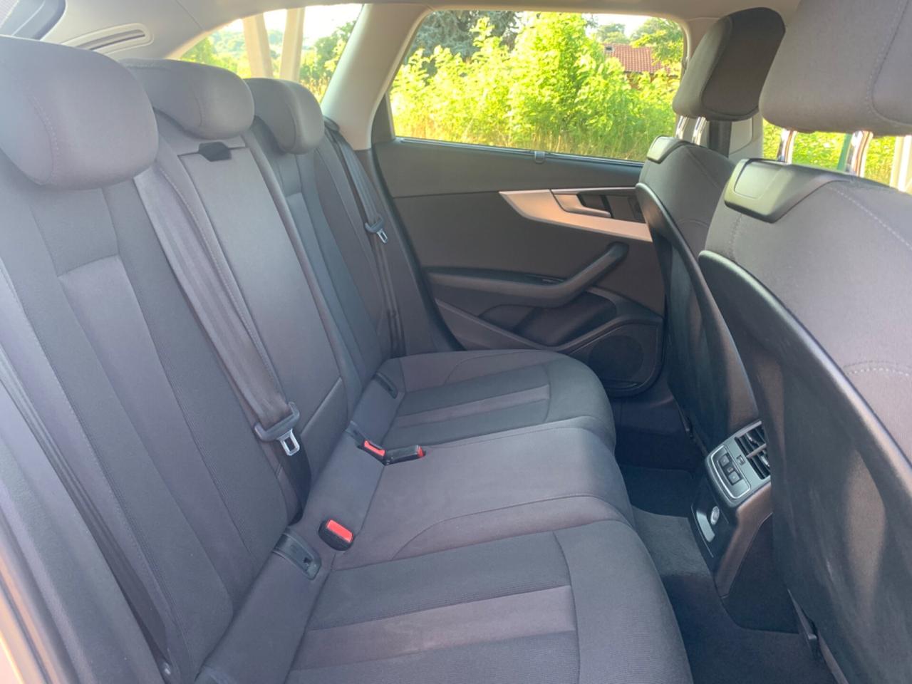 Audi A4 Avant 2.0 TDI 150 CV S tronic Business Sport