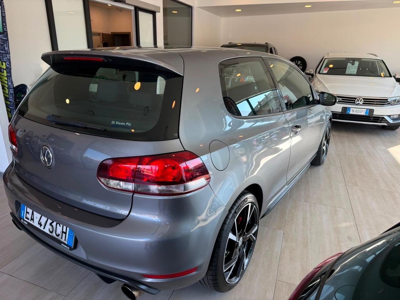Volkswagen Golf GTI 2.0 TSI 3p.
