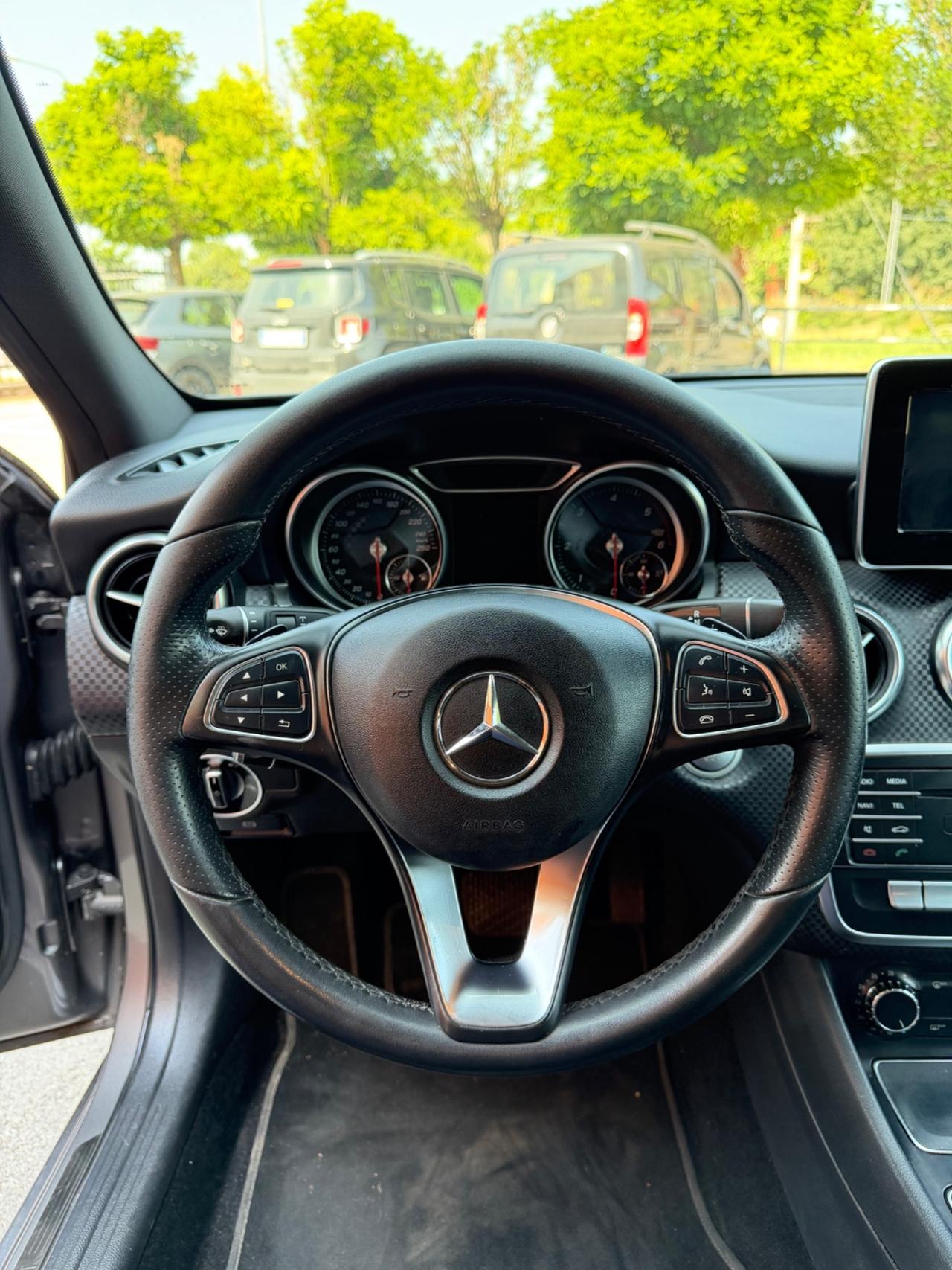 Mercedes-benz A 220 d Automatic 4Matic Sport
