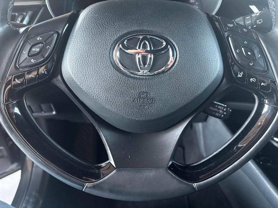 Toyota C-HR 1.8 Hybrid E-CVT Lounge