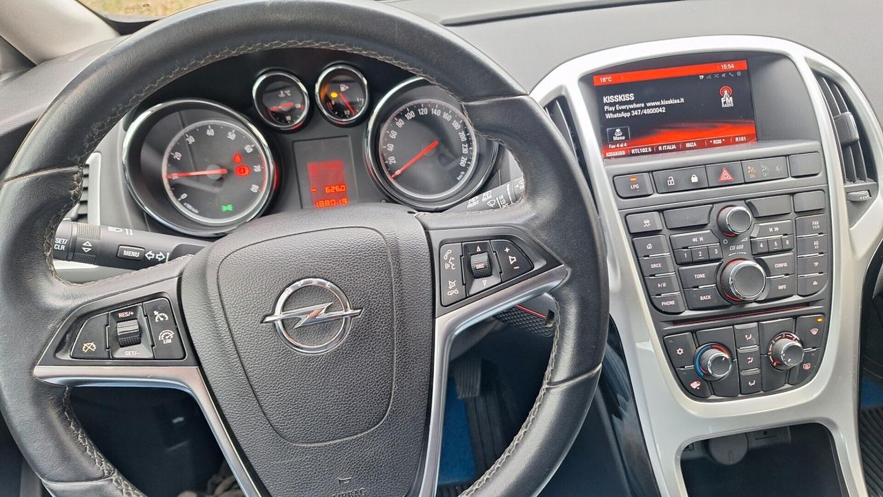Opel Astra 1.4 Turbo 140CV 5 porte GPL Tech Cosmo