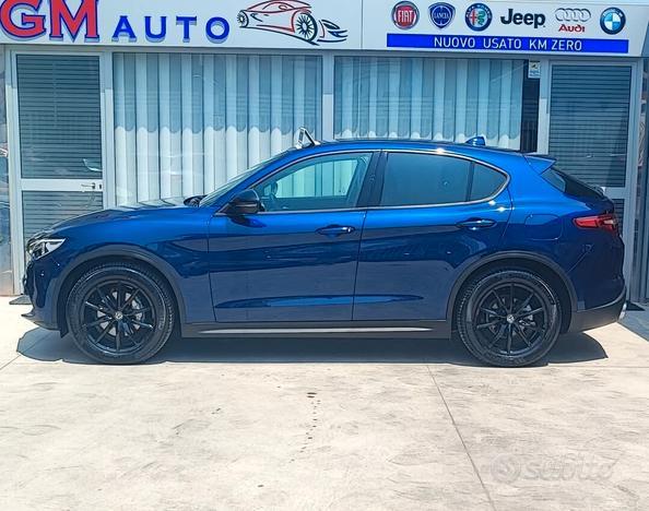 Stelvio italiana diesel 190 CV Q4 Executive 2021
