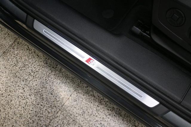 AUDI Q3 SPB 35 TDI S tronic Business Plus