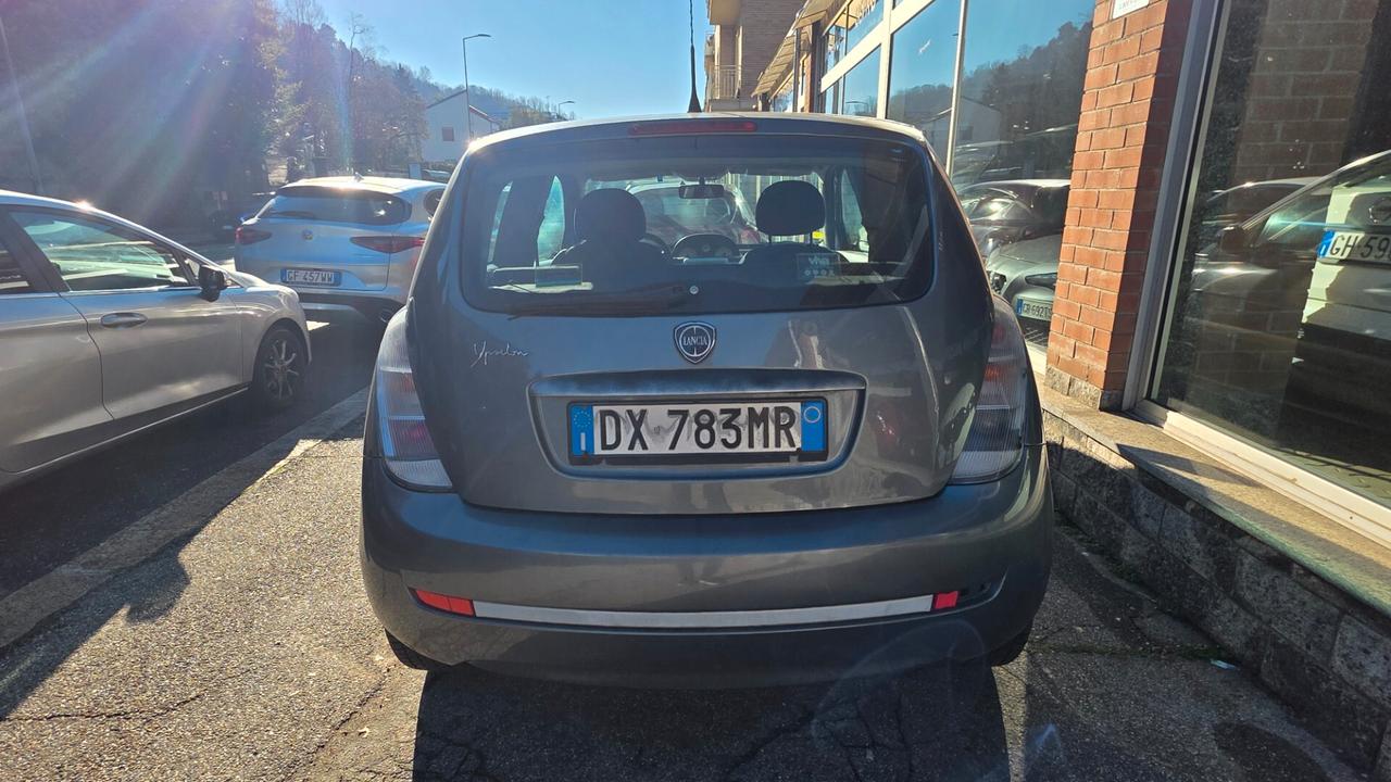 Lancia Ypsilon 1.4 Argento Ecochic GPL