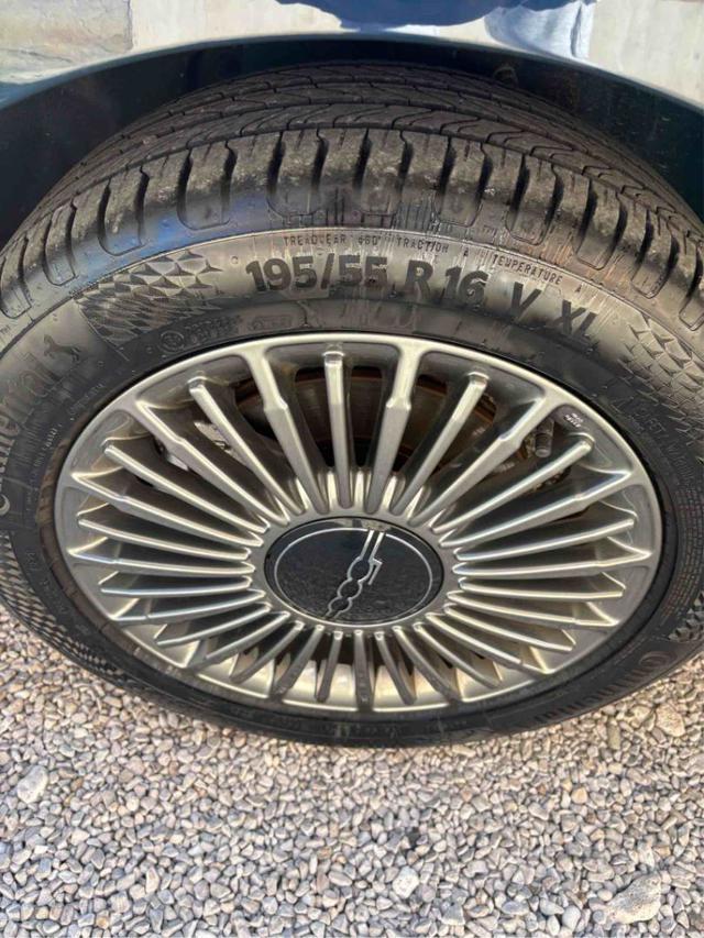 FIAT 500e 3+1 42 kWh Icon