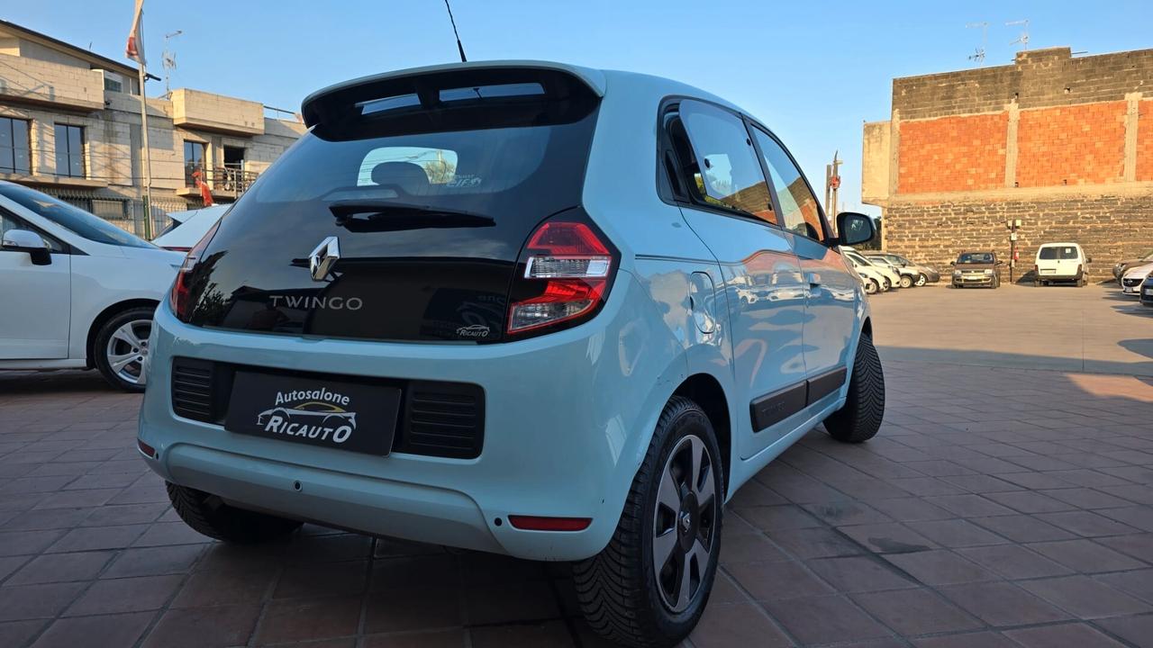 Renault Twingo SCe EDC La Parisienne