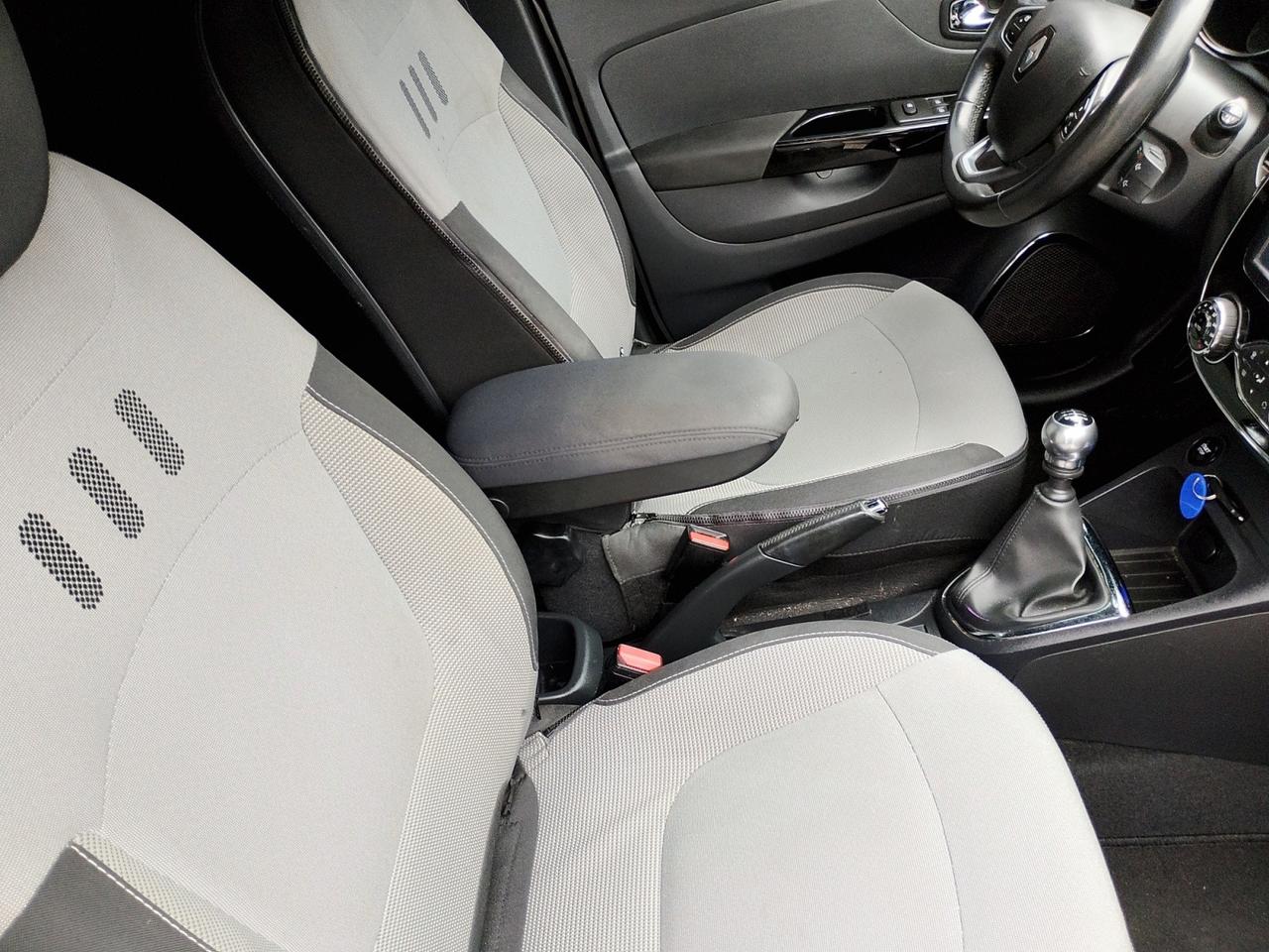 Renault Captur 1.5 dci Iconic 110cv