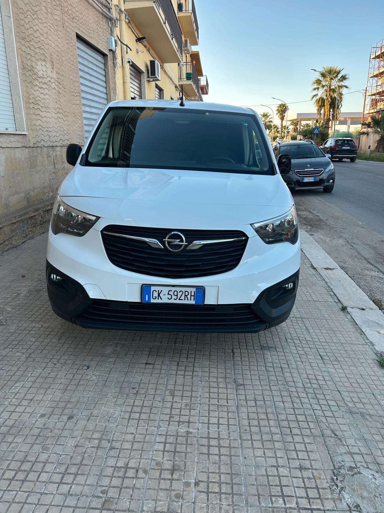 Opel Combo Cargo 1.5 Diesel 100CV S&S PC 650kg Edition
