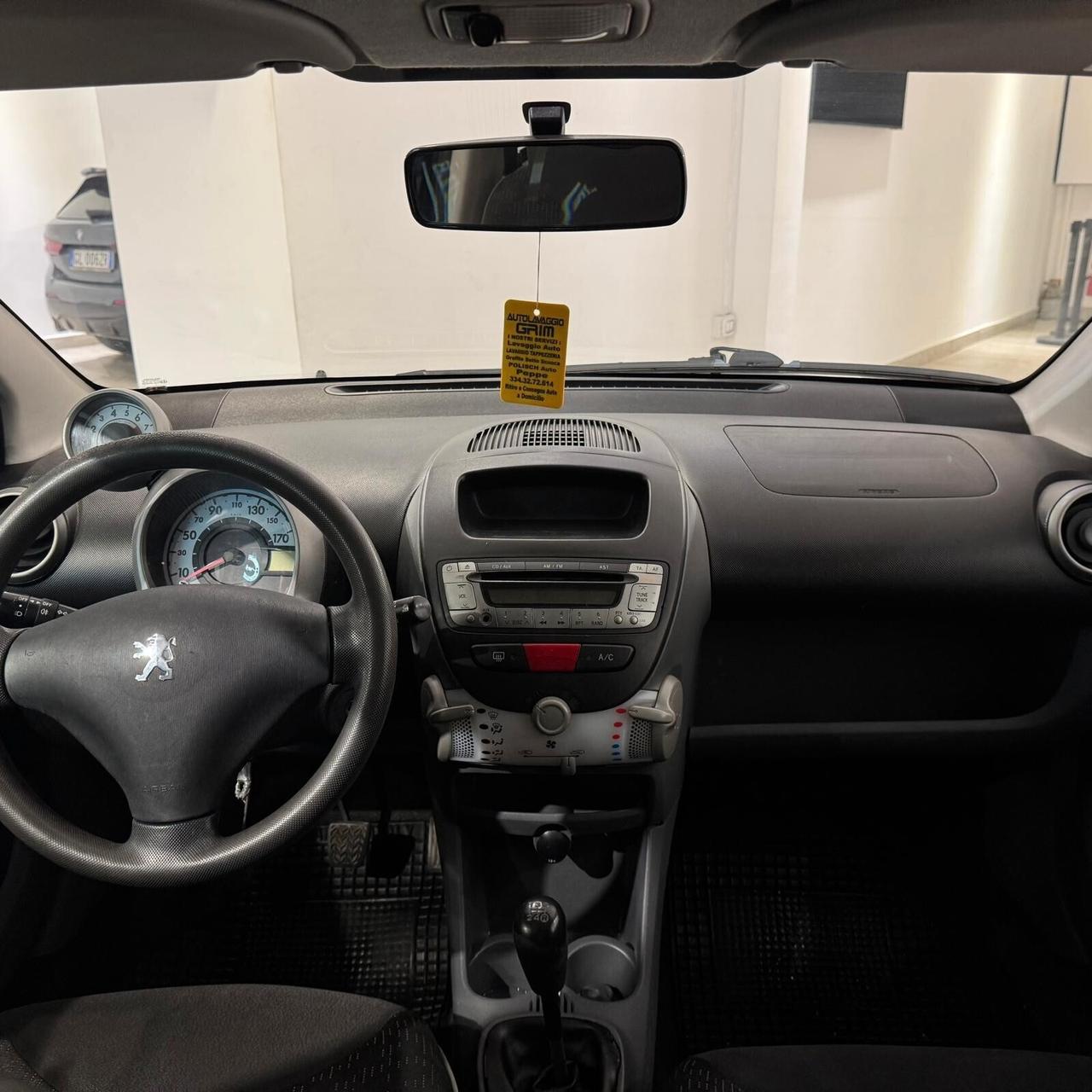 Peugeot 107 1.0 68CV 5p. Allure SOLO 137000KM