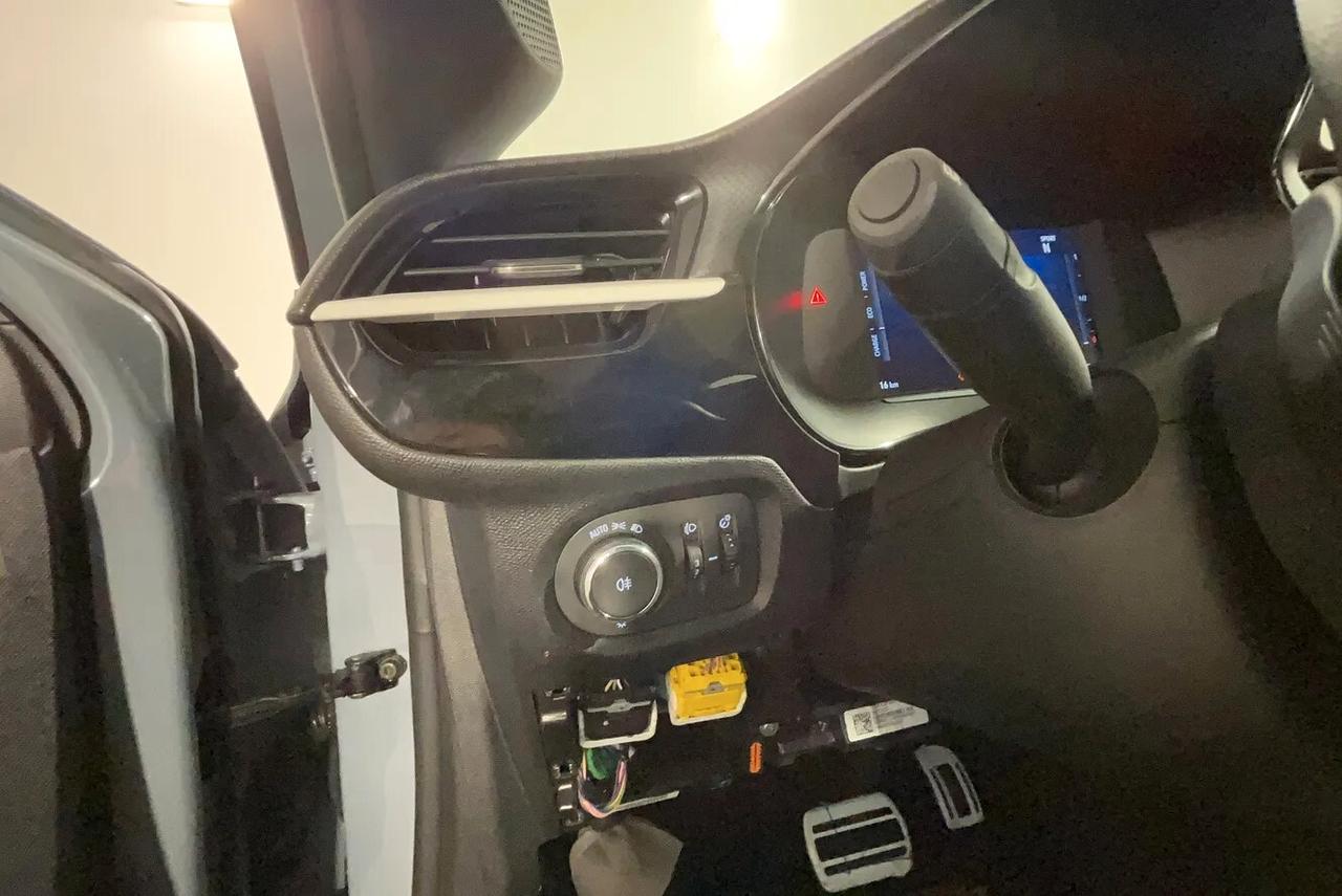 Opel Corsa Hybrid 110 CV aut. GS