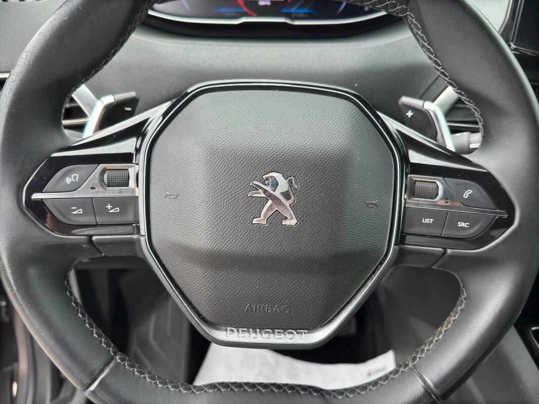 Peugeot 3008 II 1.5 bluehdi Allure Pack 130cv AUTOMATICA E CARPLAY