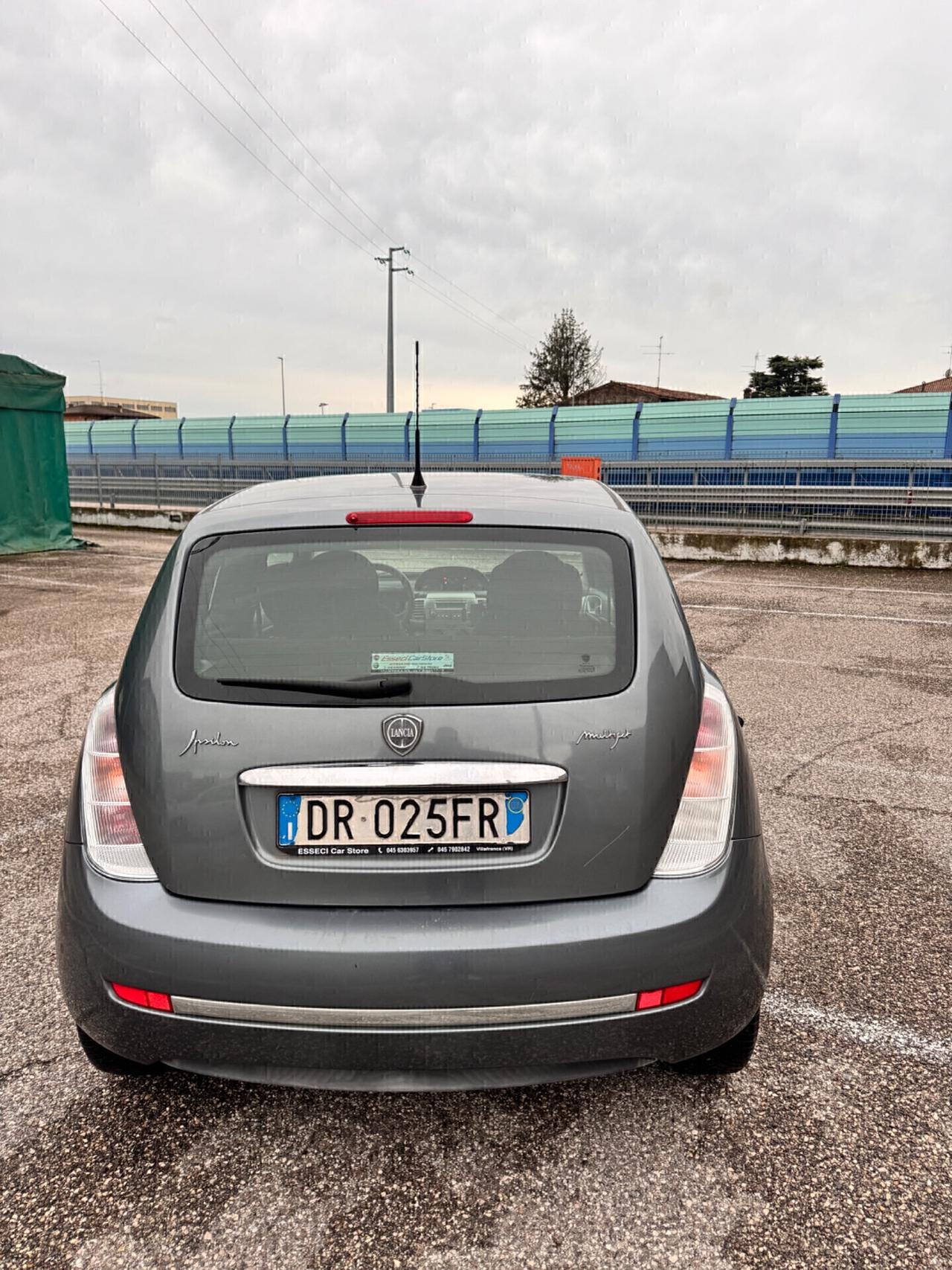 Lancia Ypsilon 1.3 MJT 90 CV