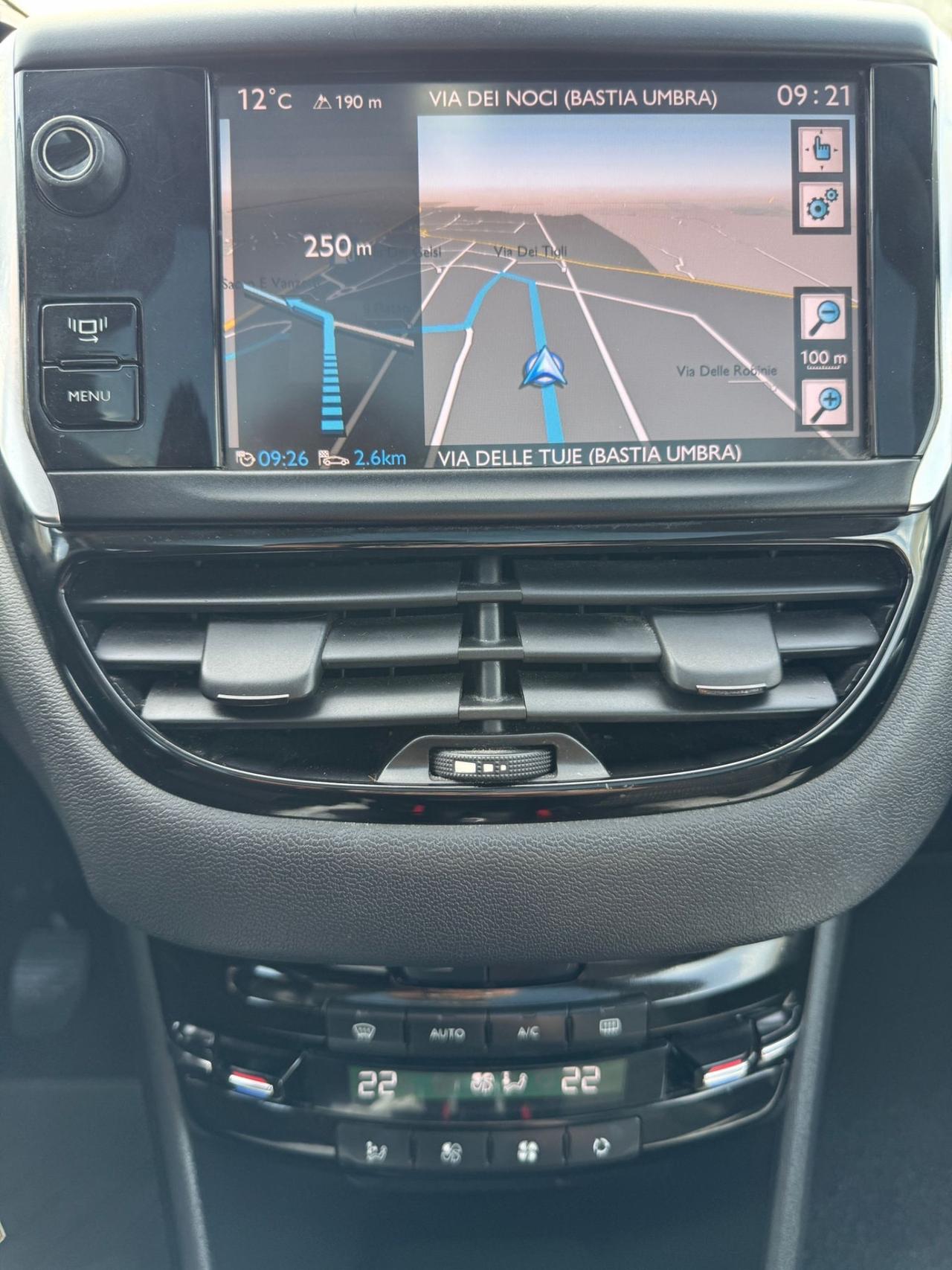 Peugeot 208 1.4 HDi Allure AUTO IN CONTOVENDITA