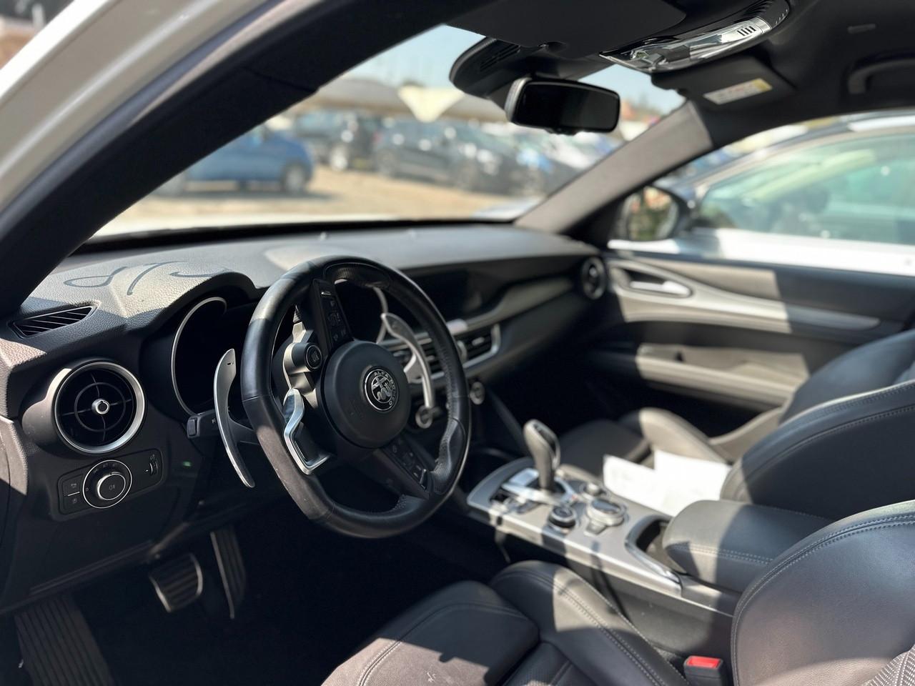 ALFA ROMEO Stelvio 2023 - Stelvio 2.2 t Veloce Q4 210cv auto