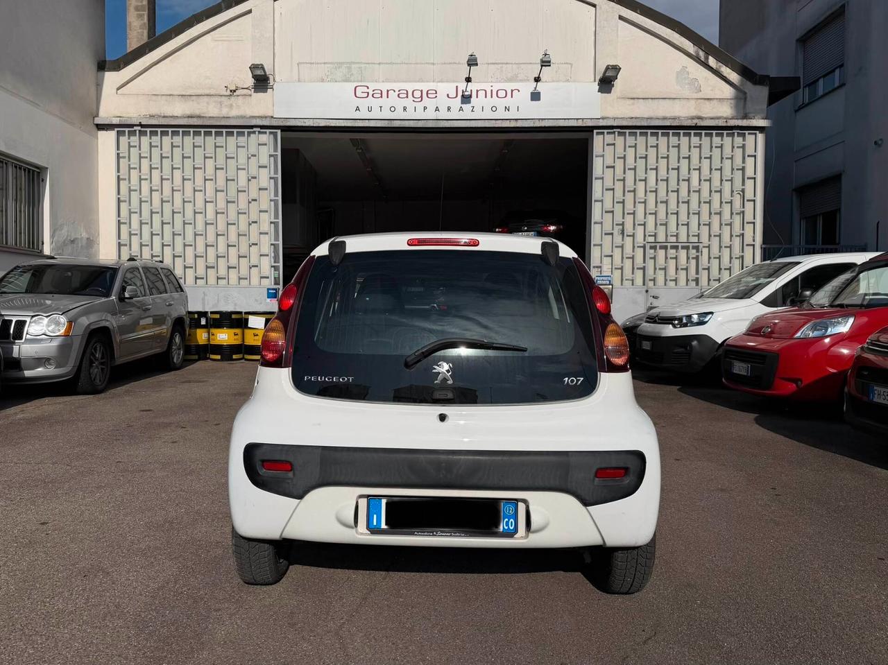 Peugeot 107 1.0 68CV 5p. Urban Move NEOPATENTATI